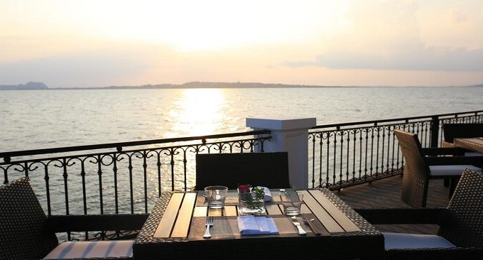 giá phòng Vinpearl Hạ Long
