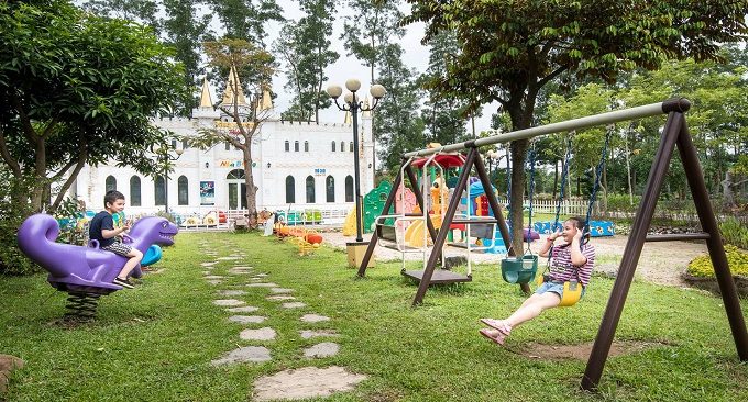 kinh nghiệm đi Vườn Vua Resort