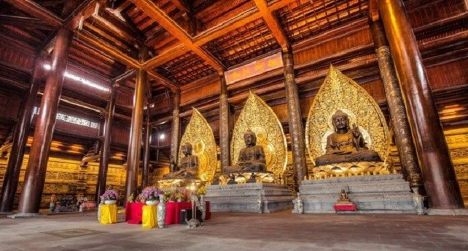 chùa Tam Chúc - ngôi chùa lớn nhất thế giới