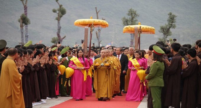đi chùa Tam Chúc