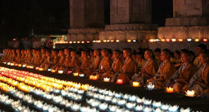 xem lễ hội chùa Tam Chúc