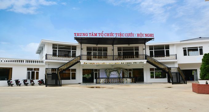 hội trường - nhà hàng khách sạn mạnh tuân mộc châu
