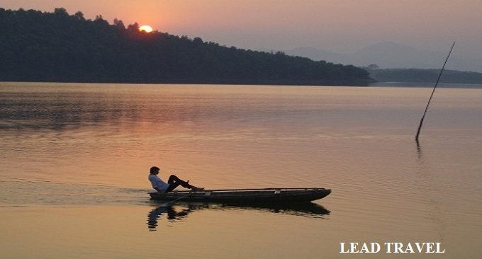 du lịch hồ Thác Bà Yên Bái