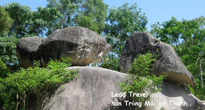 hòn trống mái