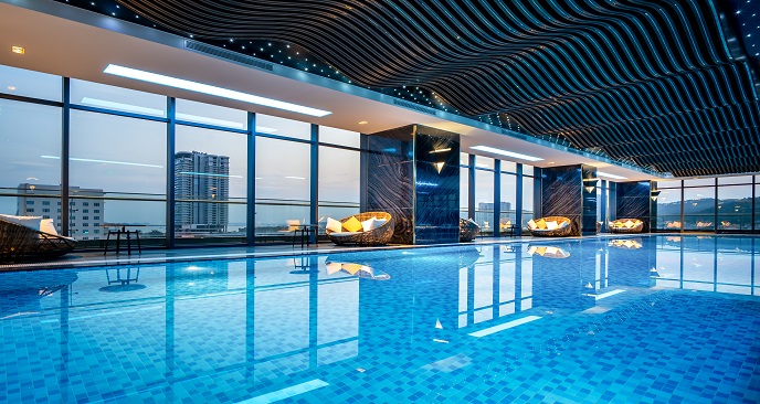 eastin hạ long