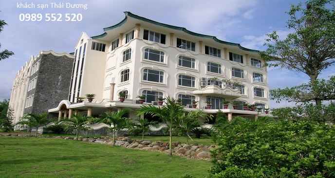 khách sạn thái dương hồ núi cốc