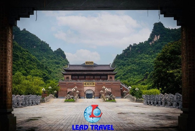 tour du lịch thung ui